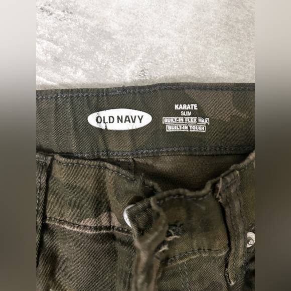 Old Navy boys Camo green pants size 14 built in flex karate slim never used - Picture 4 of 4